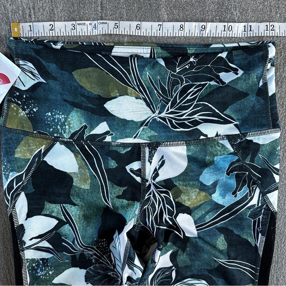 NWT Athleta Leafy Floral High Rise Tropical Mesh Chaturanga 7/8 Leggings XS - Picture 13 of 16
